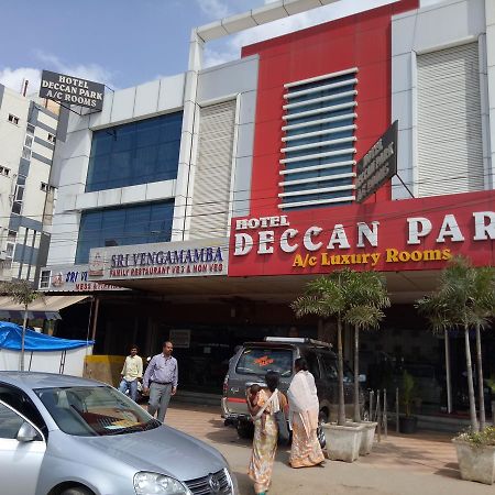 Hotel Deccan Park 하이데라바드 외부 사진