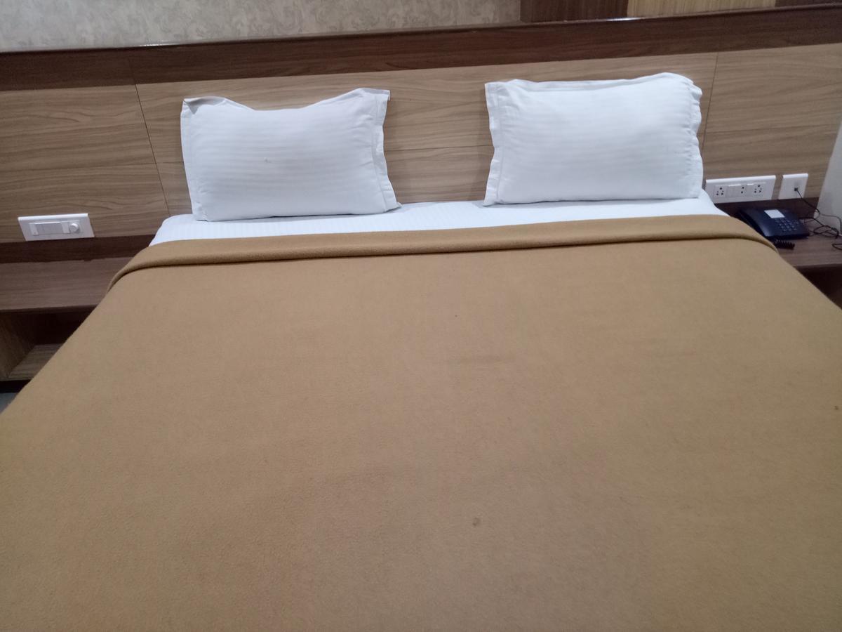 Hotel Deccan Park 하이데라바드 외부 사진