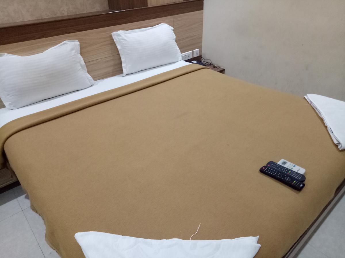 Hotel Deccan Park 하이데라바드 외부 사진