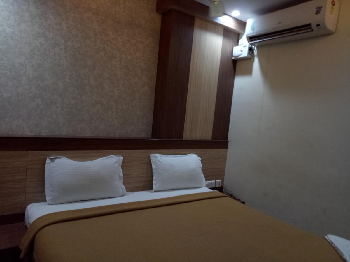 Hotel Deccan Park 하이데라바드 외부 사진