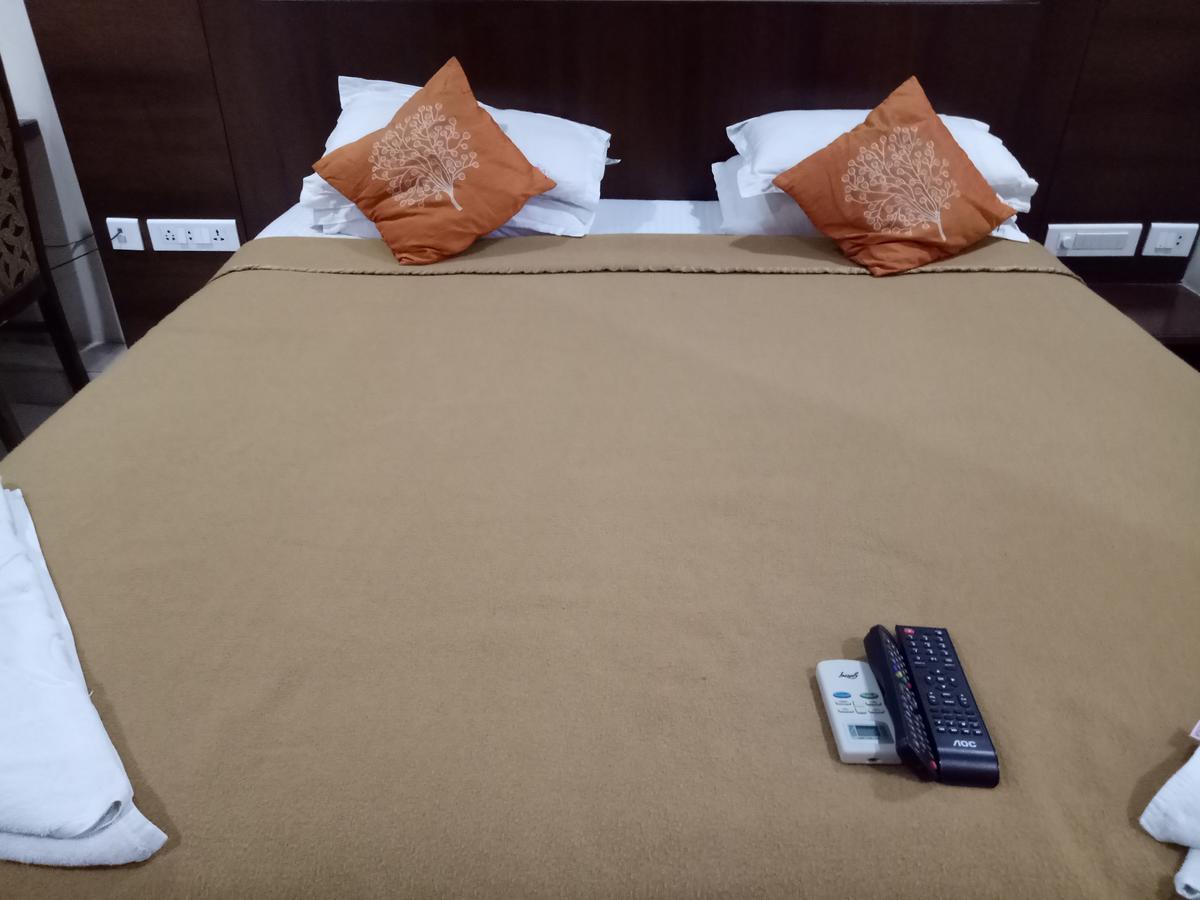 Hotel Deccan Park 하이데라바드 외부 사진