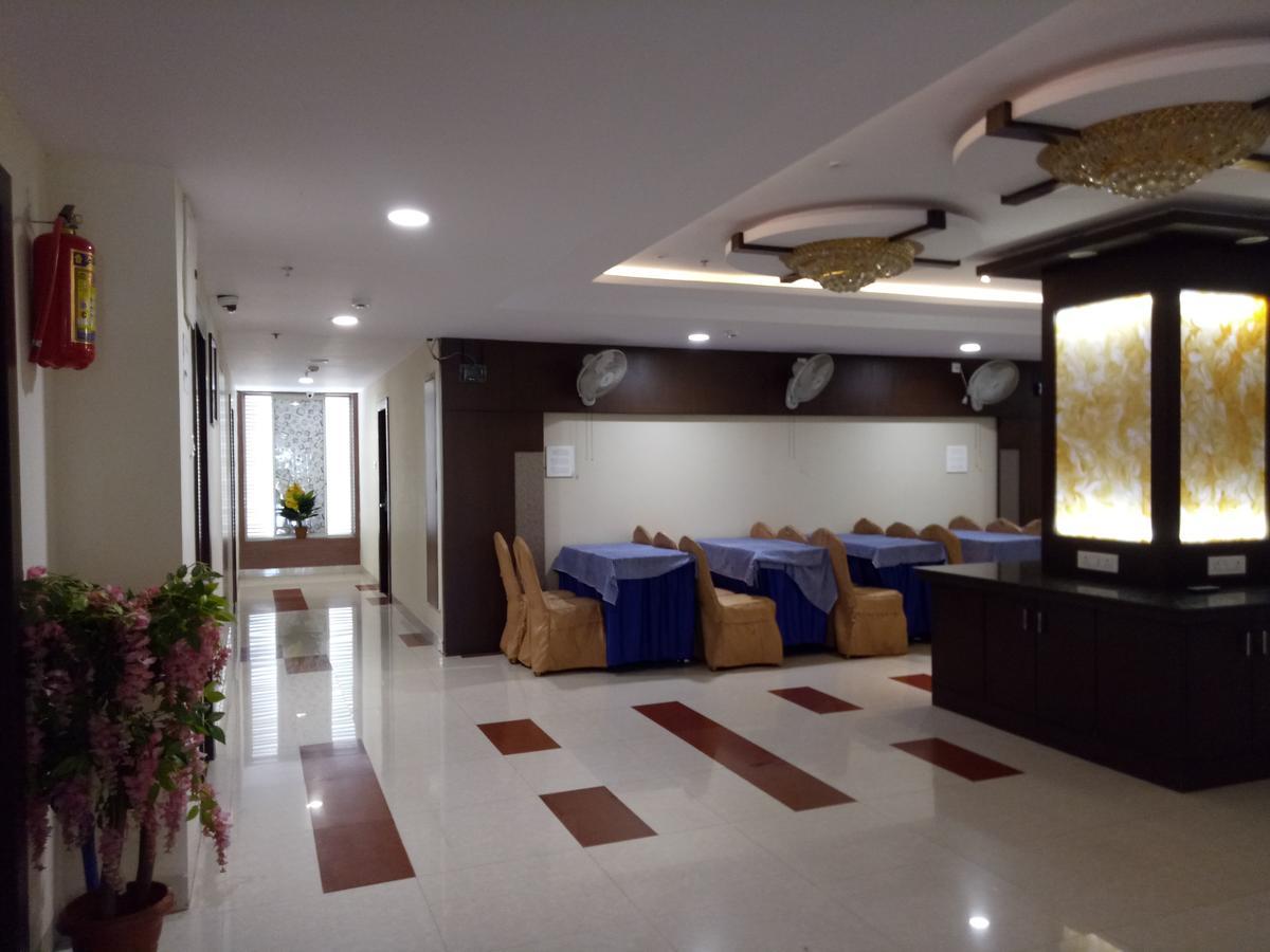 Hotel Deccan Park 하이데라바드 외부 사진